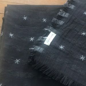 Aritzia azure skies blanket scarf